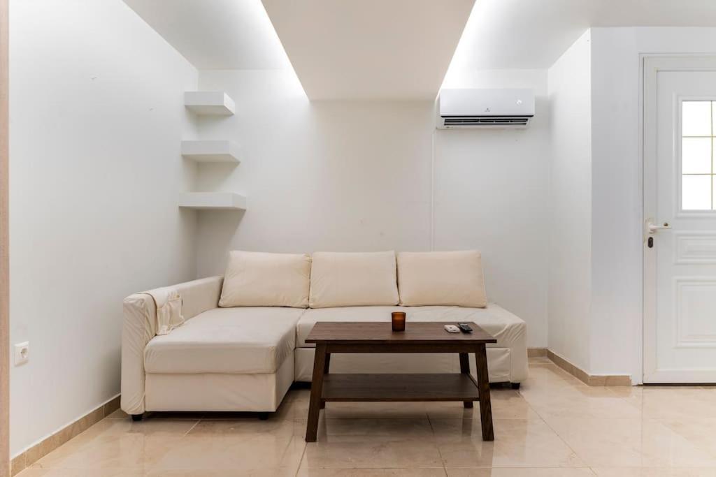 Apartment At Ano Glifada. 아테네 외부 사진